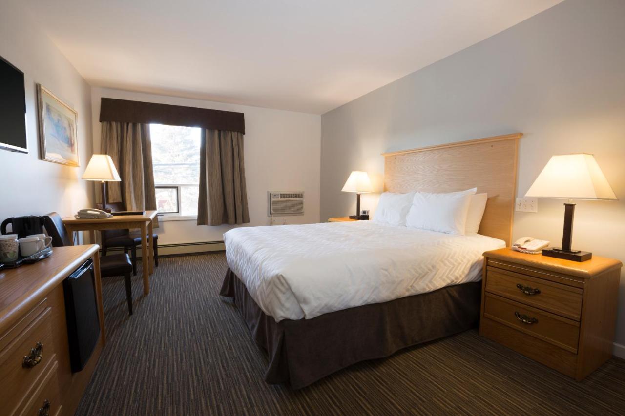 Hotel Tower & 4*