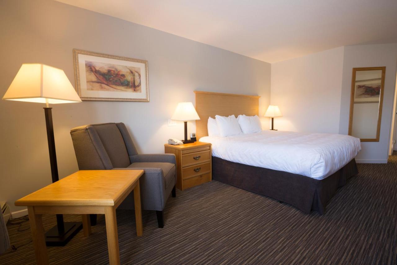 Tower & 4* Quesnel